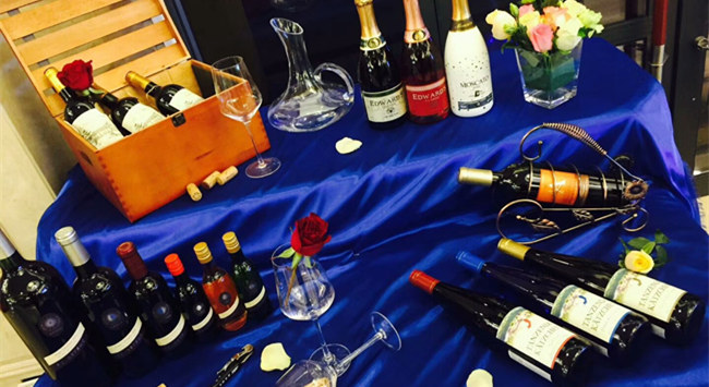 做進(jìn)口紅酒批發(fā)生意能賺到錢嗎 做進(jìn)口紅酒批發(fā)生意能賺到錢嗎